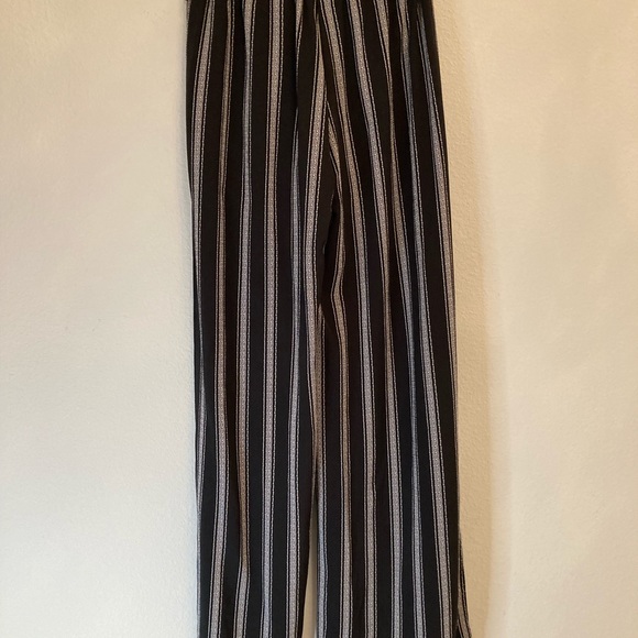 Blue blush wide leg pants with top - Picture 2 of 9